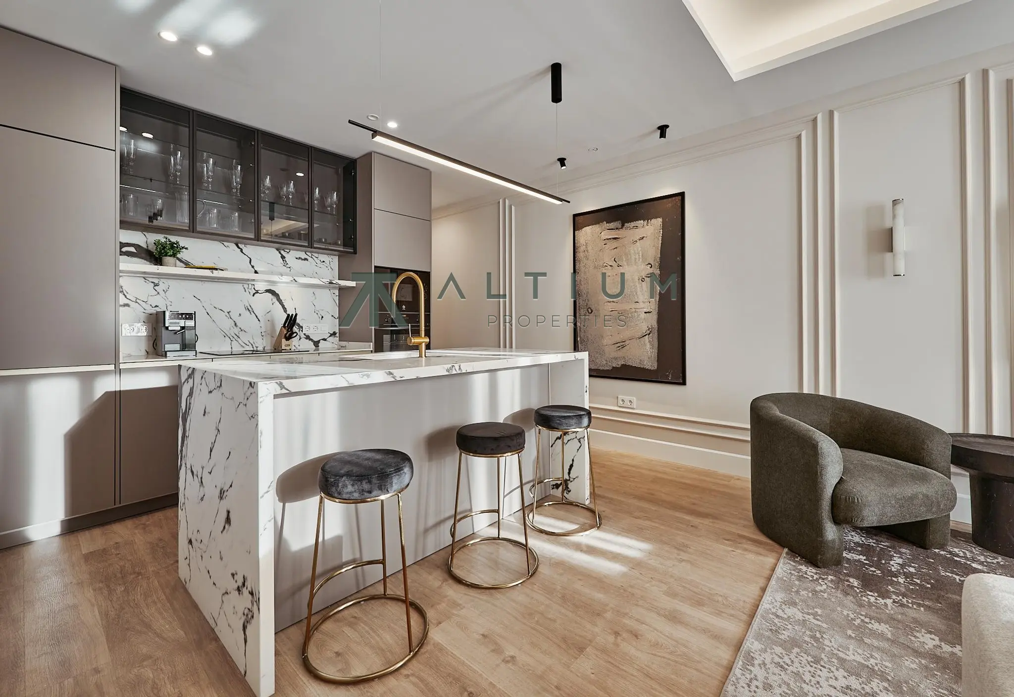 Interior en Palacio — Ático con terraza privada en el centro de Madrid (5 de 44)