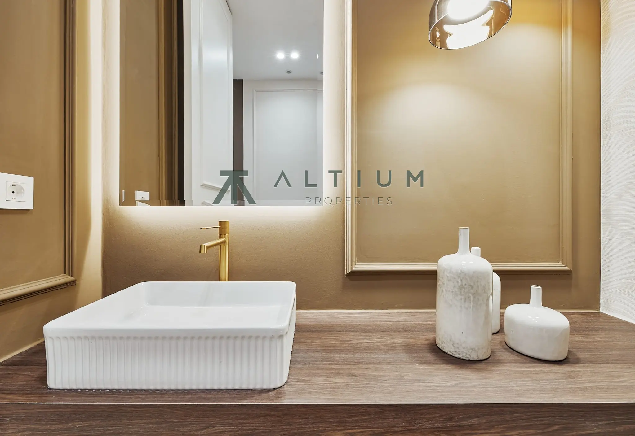 Interior en Lista — Luz de tarde y elegancia discreta en Salamanca (27 de 29)
