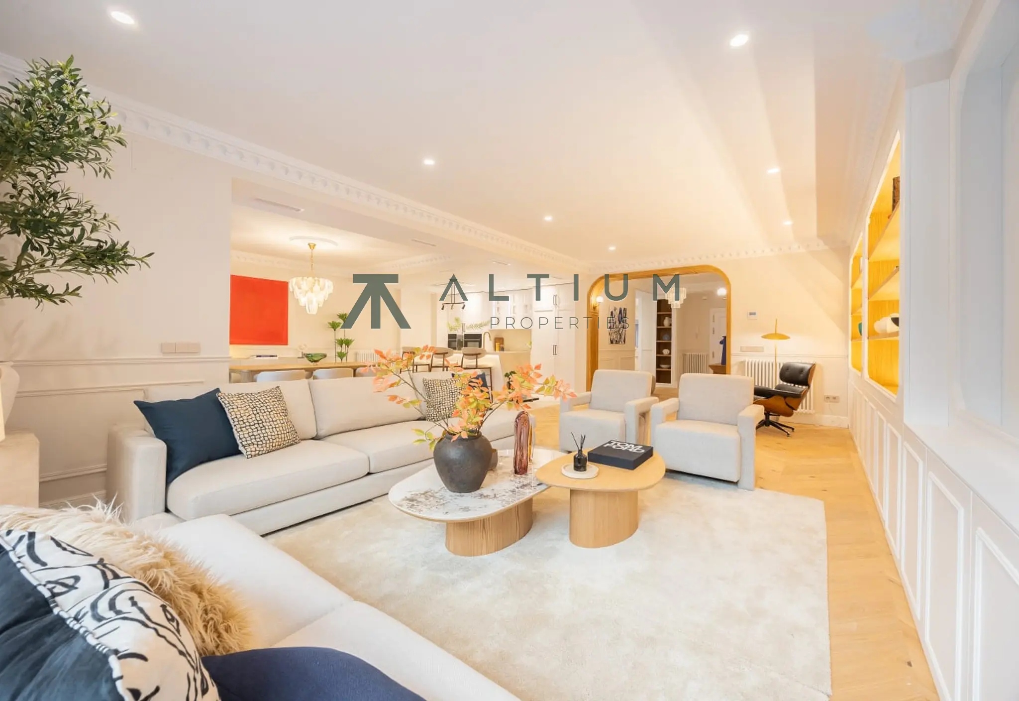 Más de 300 m² con terraza en Recoletos