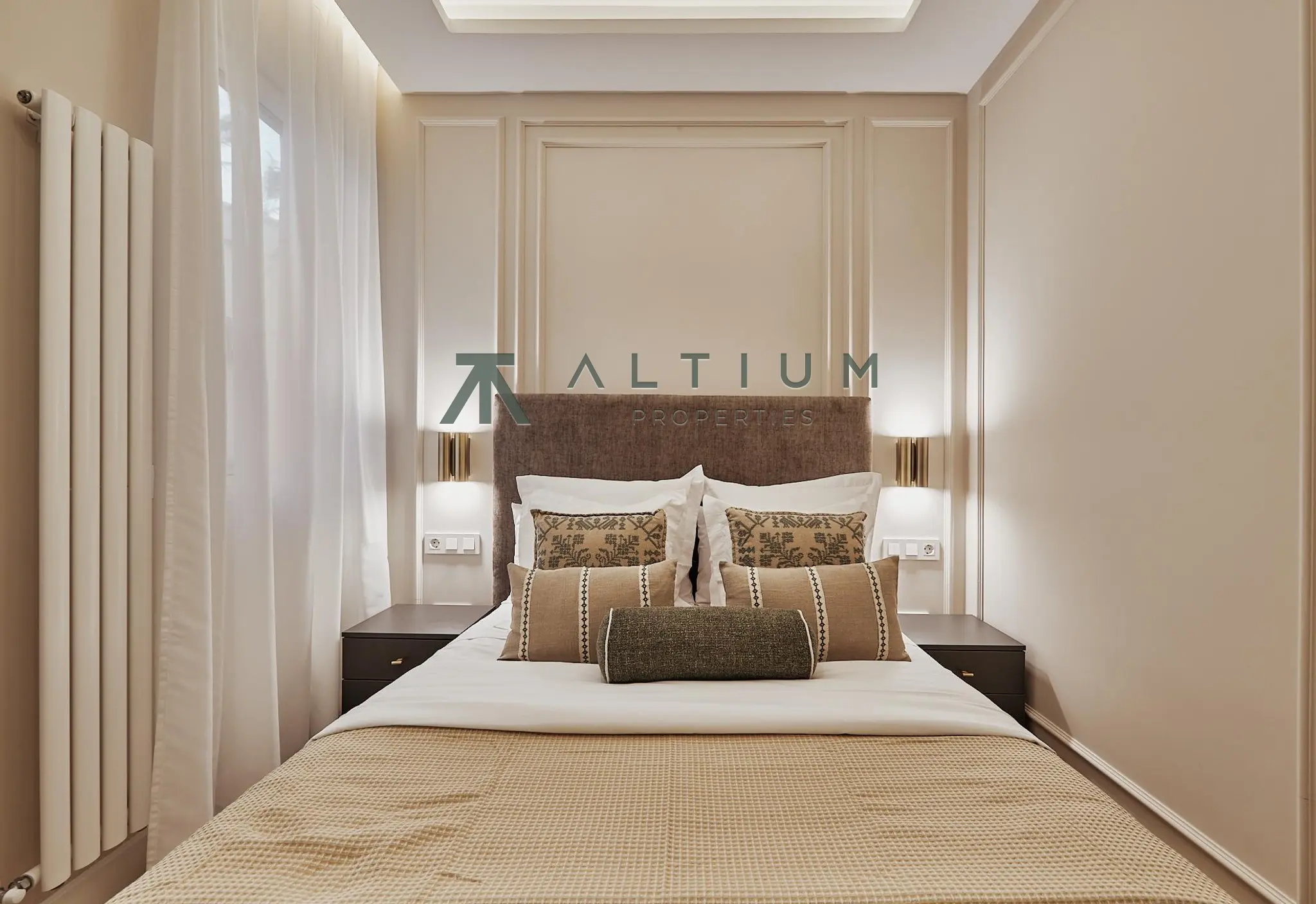 Interior en Palacio — Ático con terraza privada en el centro de Madrid (12 de 44)