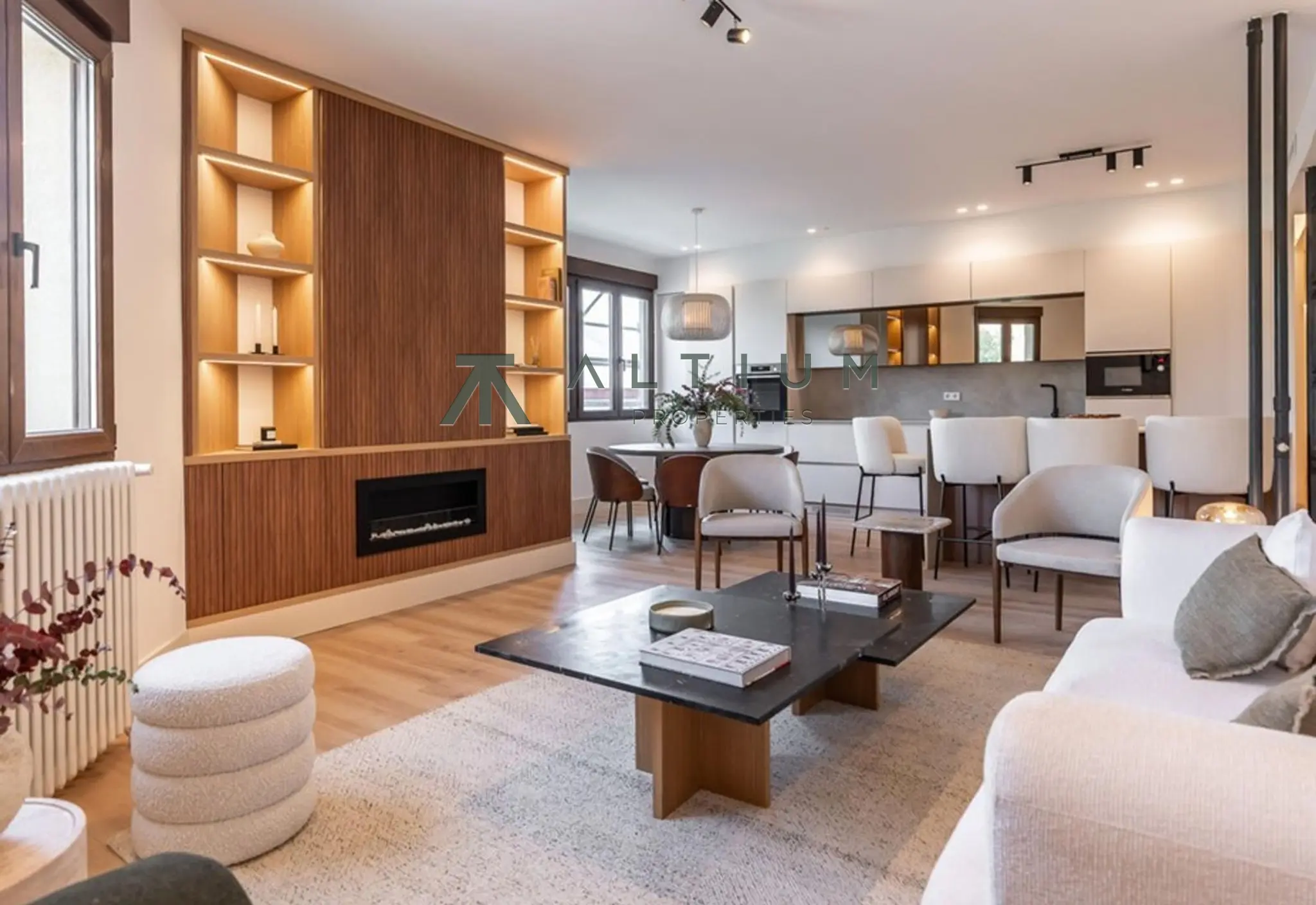Piso de 3 dormitorios y 182 m2 en Chamberí - Almagro en venta — Interiores atemporales y suites en Almagro