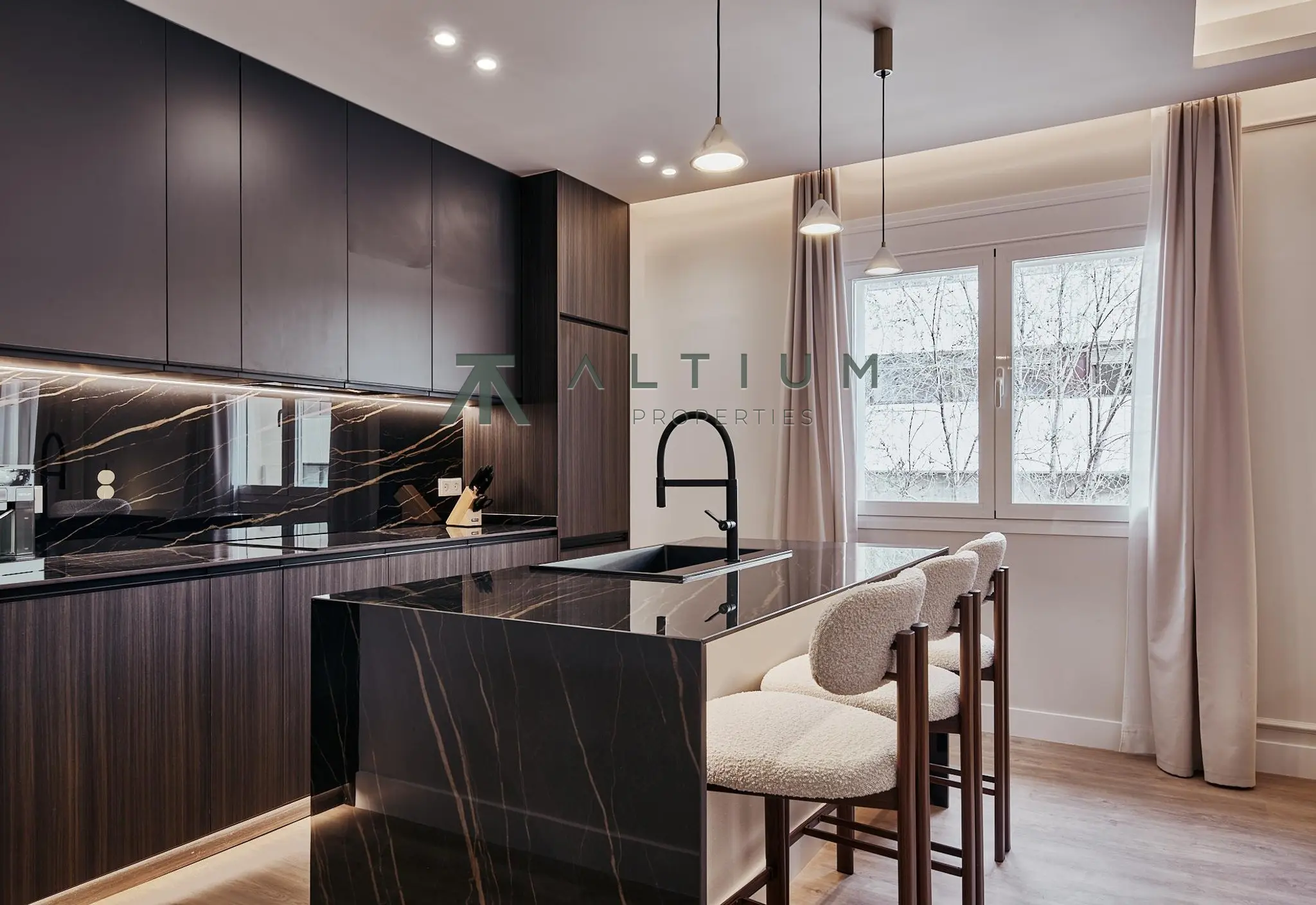 Interior en Castellana — Luz del suroeste sobre el Barrio de Salamanca (7 de 35)