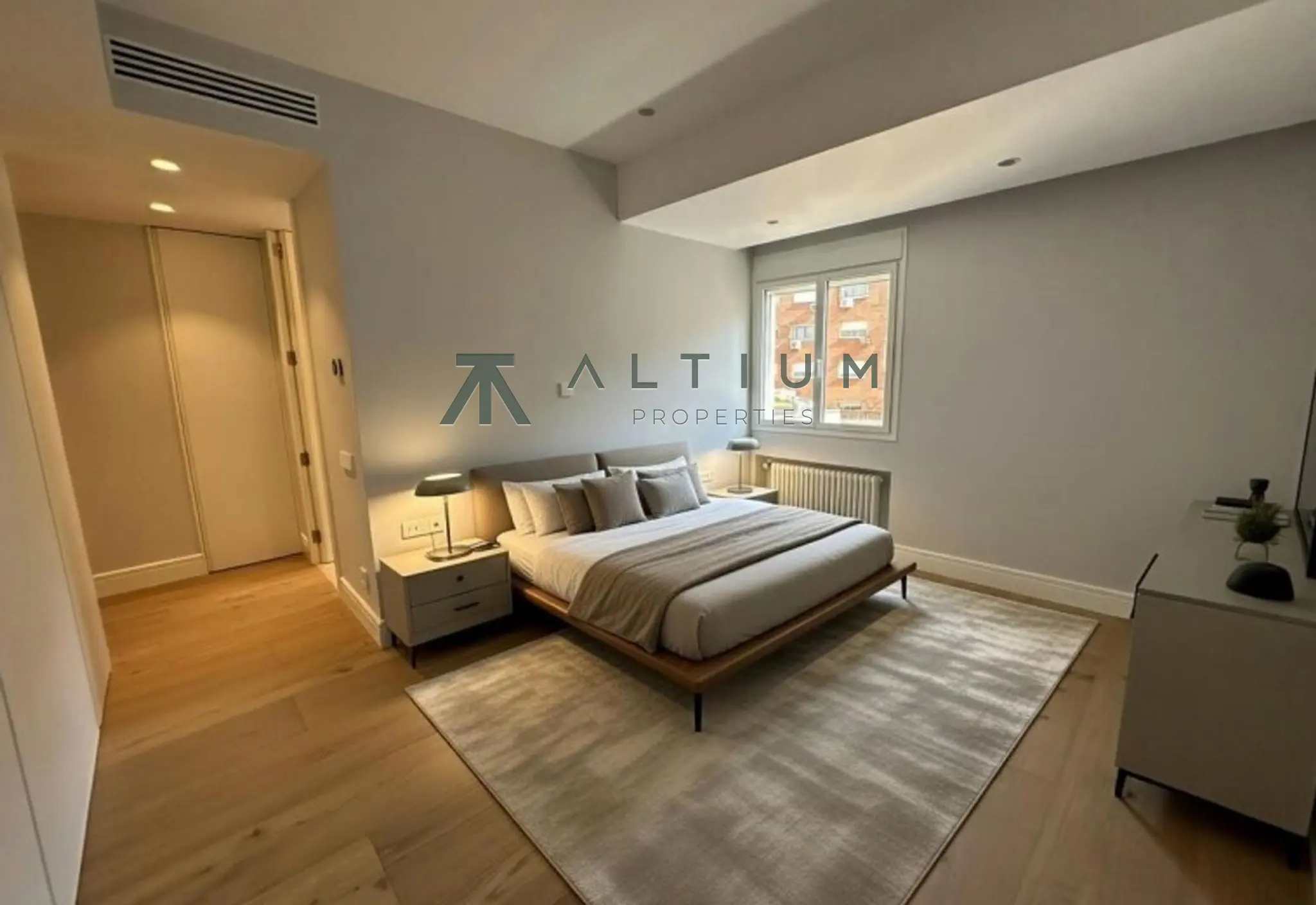 Interior en Guindalera — Reforma contemporánea para una gran vida familiar en Guindalera (8 de 16)