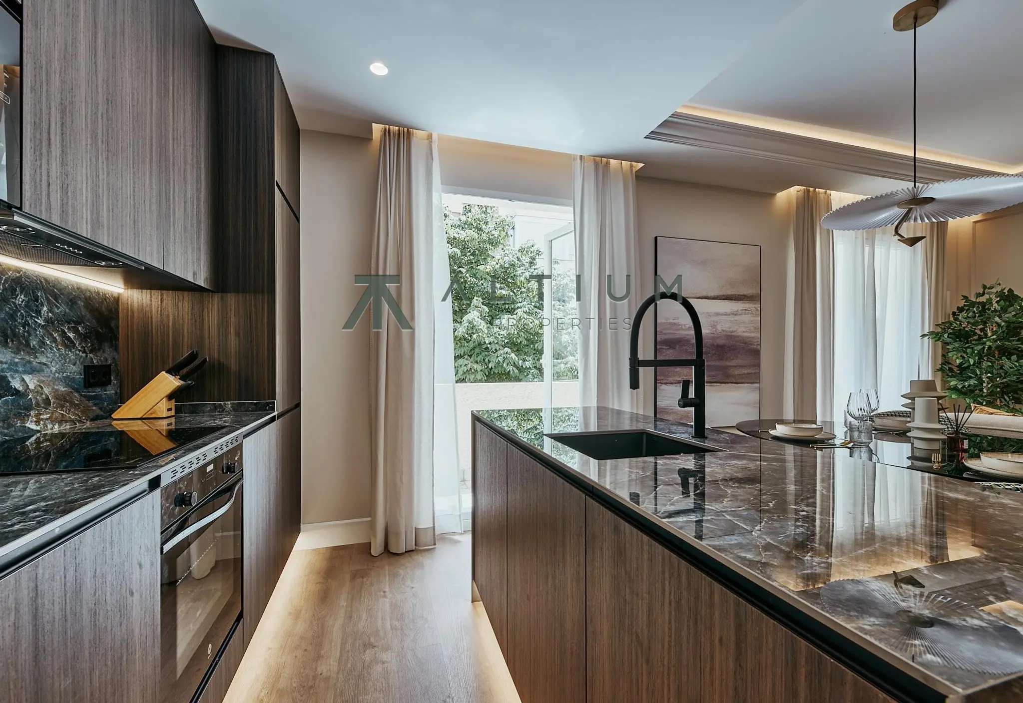 A third-floor home away from the noise