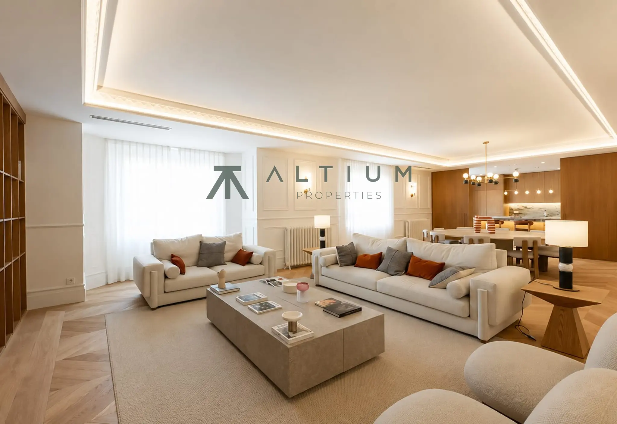 Piso de 4 dormitorios y 487 m2 en Barrio de Salamanca - Recoletos en venta — Gran residencia señorial en Recoletos