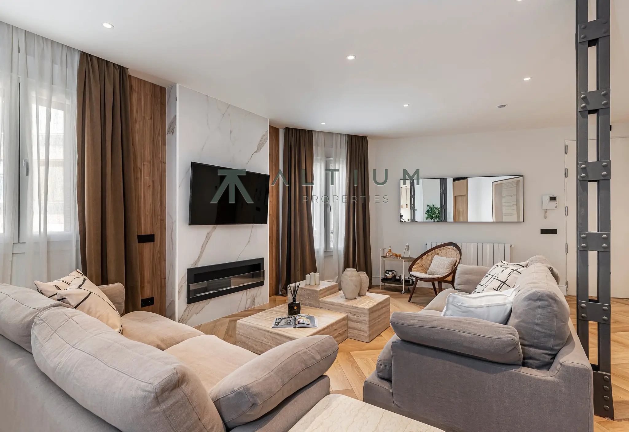 Interior en Lista — Luz en cuatro orientaciones y terraza privada en Lista (4 de 41)
