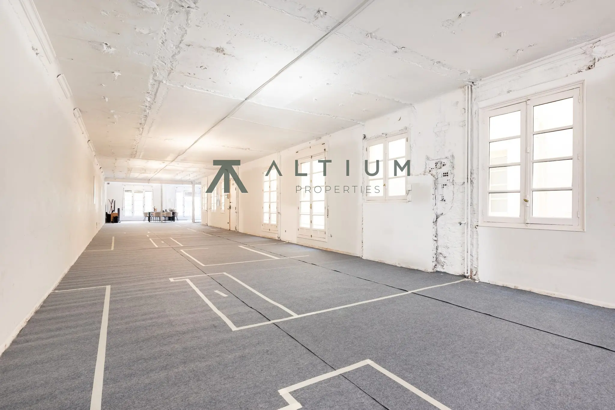 Piso de 4 dormitorios y 241 m2 en Barrio de Salamanca - Castellana en venta — Techos de tres metros y libertad de proyecto en Castellana